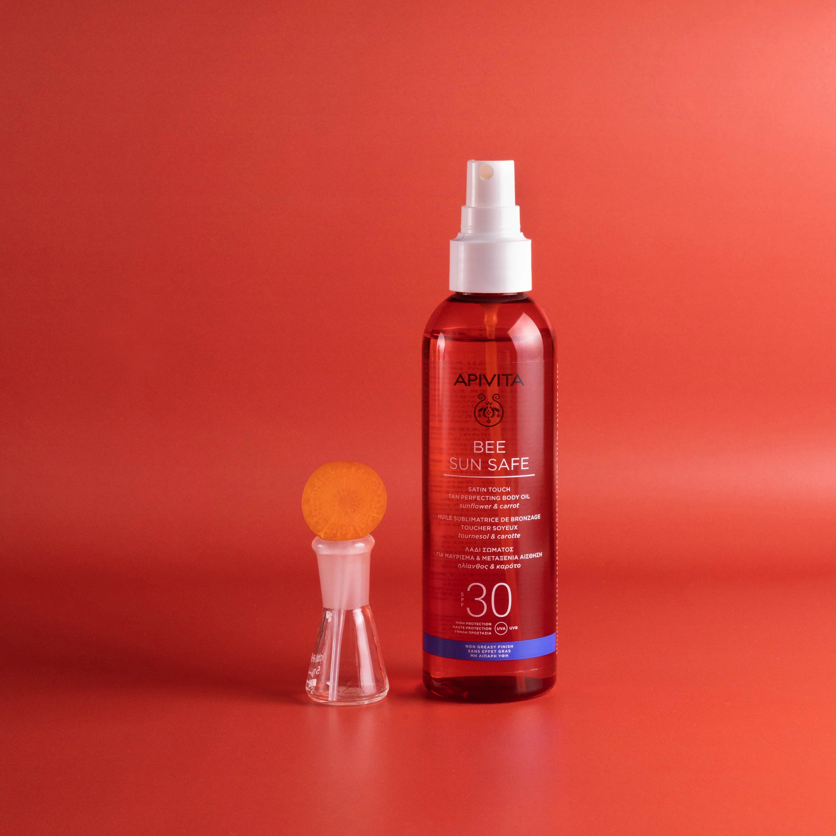Apivita-Bee Sun Safe- Satin Touch Tan Perfecting Body Oil Spf30 - Image 2