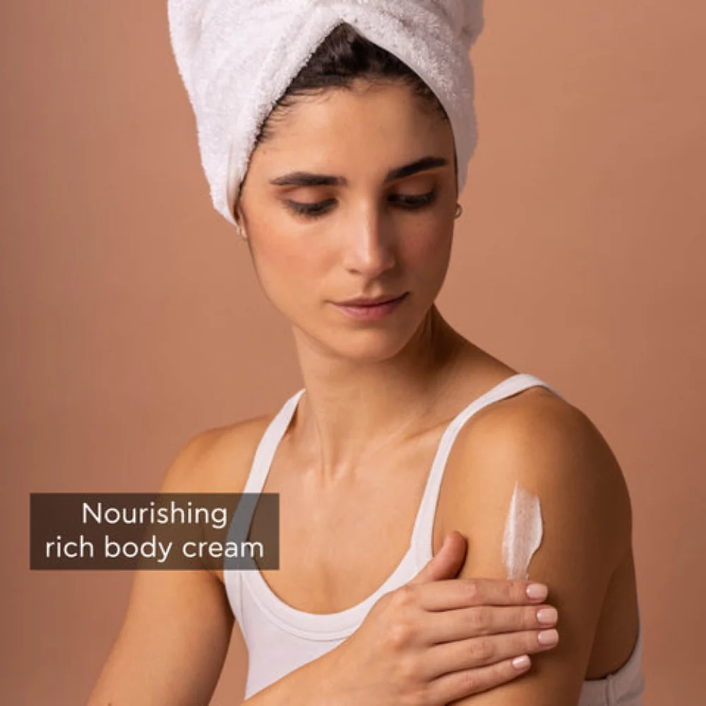 Apivita Royal Honey Body Cream 150ml - Image 6