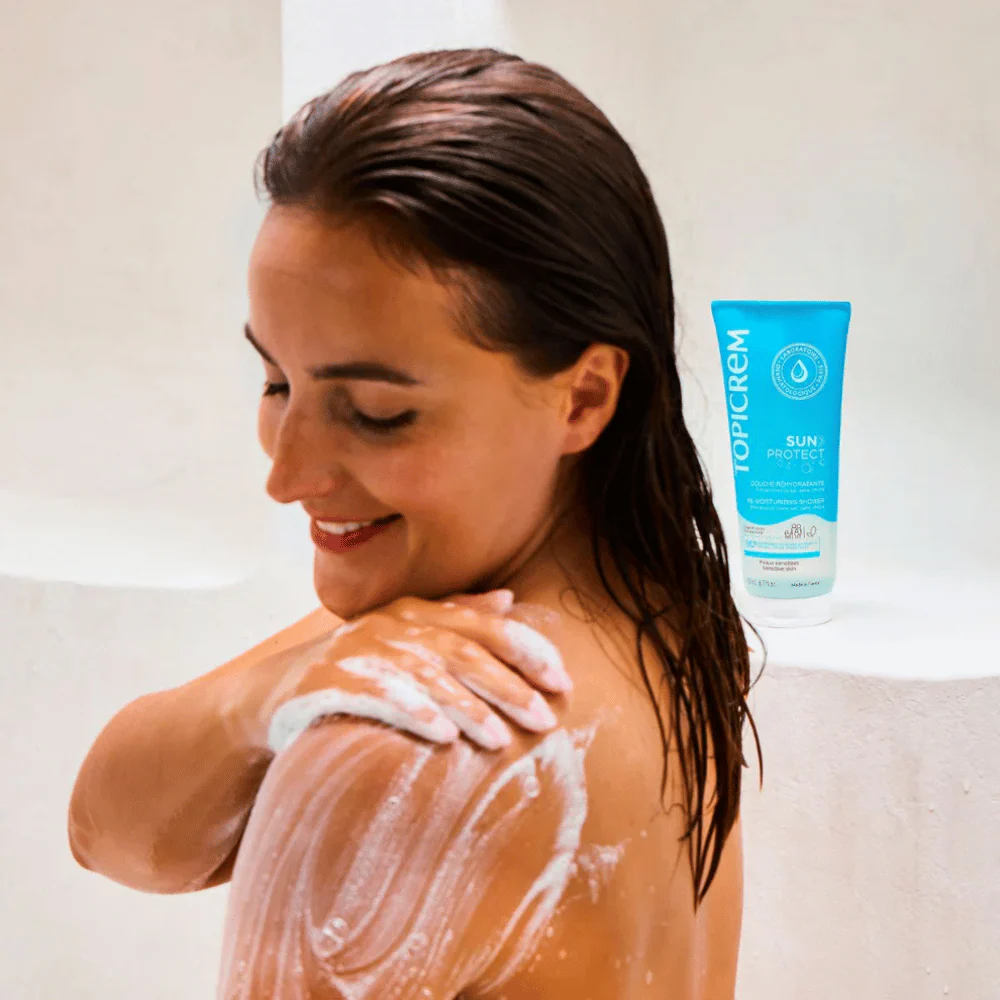 Topicrem SUN PROTECT Re-Moisturizing Shower Cream 200ml - Image 2